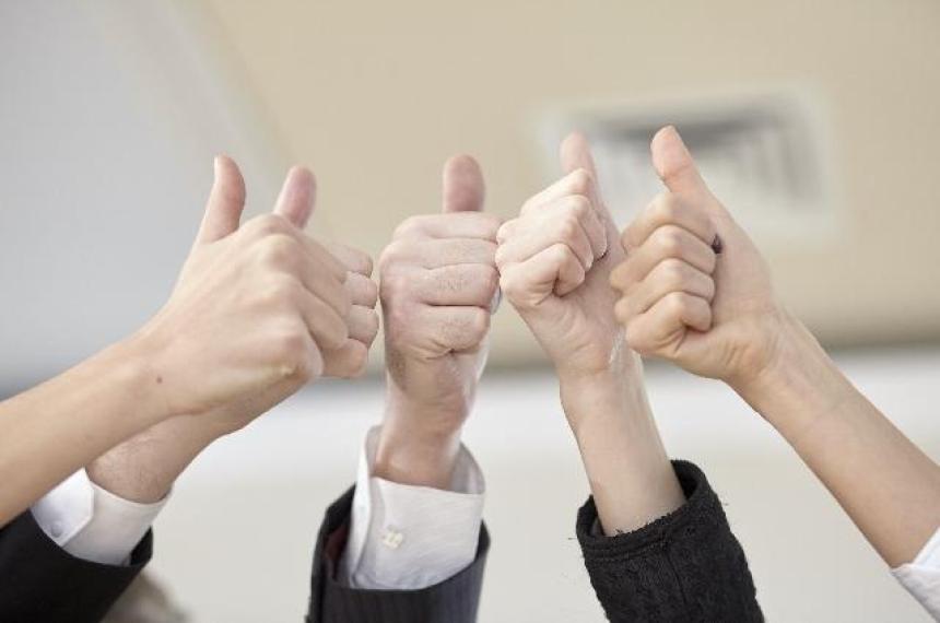 チーム営業(チーム制の営業)はメリット多数!成功させるコツを解説